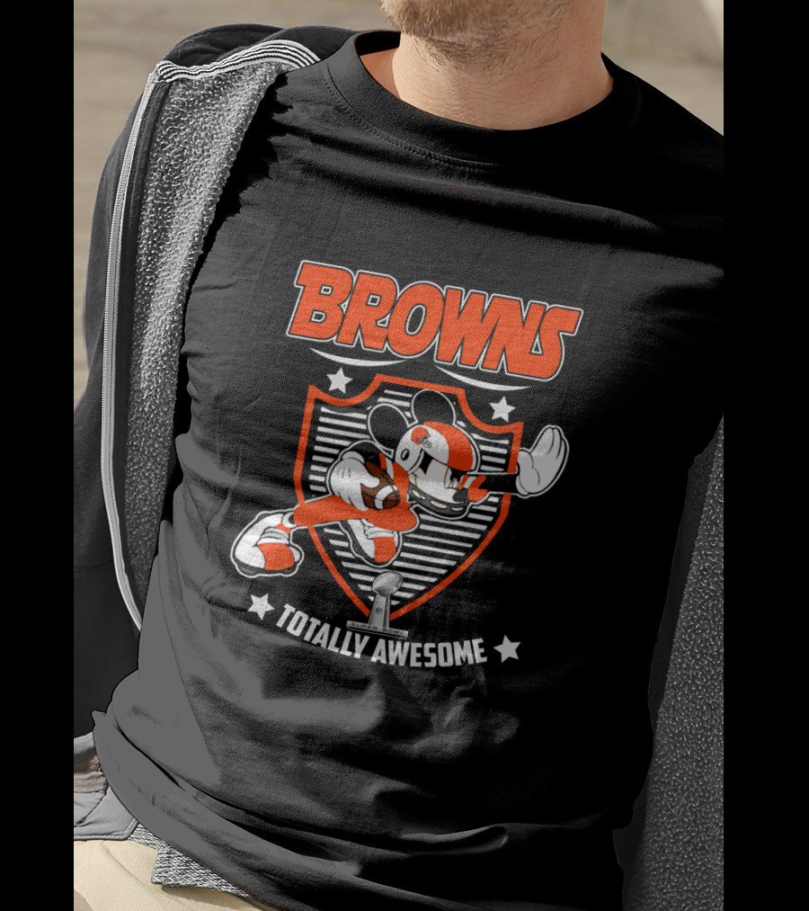 Browns Totally Awesome Mickey Football Shield T-Shirt