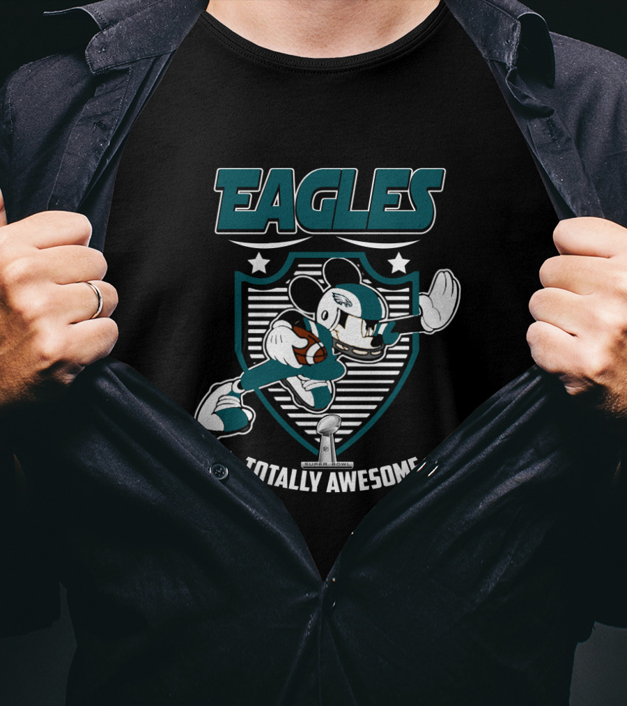 Eagles Totally Awesome Mickey Football Fan T-Shirt
