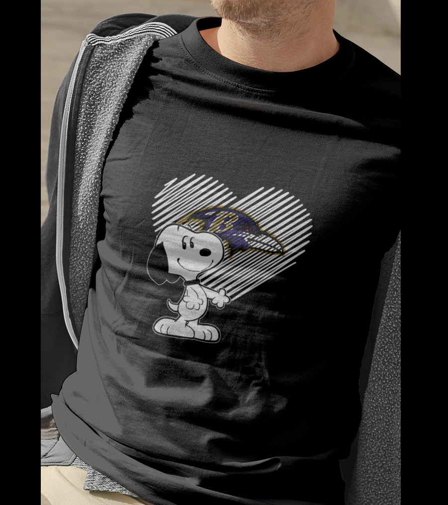Snoopy Heart Baltimore Ravens Fan Love Ravens Nfl Peanuts T-Shirt