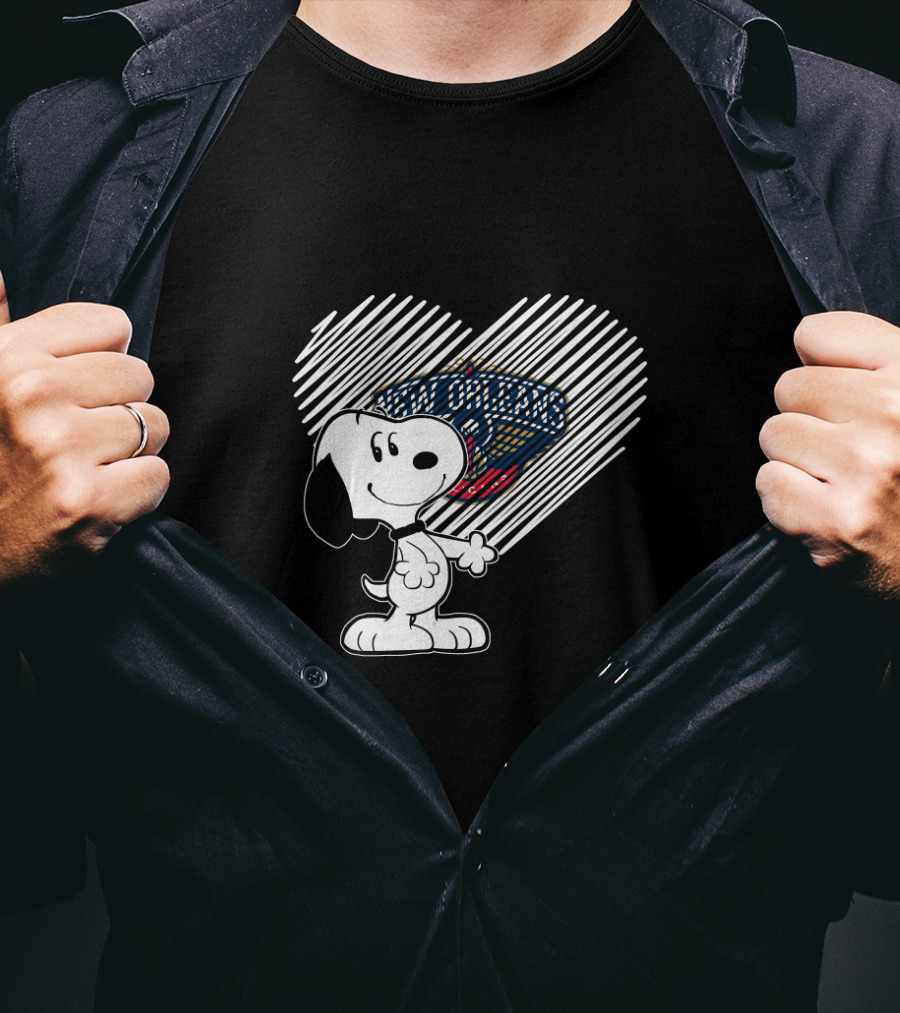 Snoopy Heart New Orleans Pelicans Logo Fandom T-Shirt