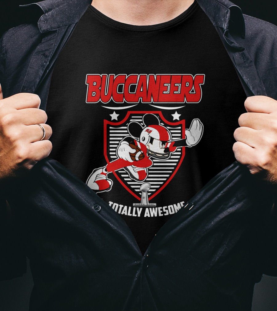 Buccaneers Totally Awesome For Tampa Bay Mickey Fans T-Shirt