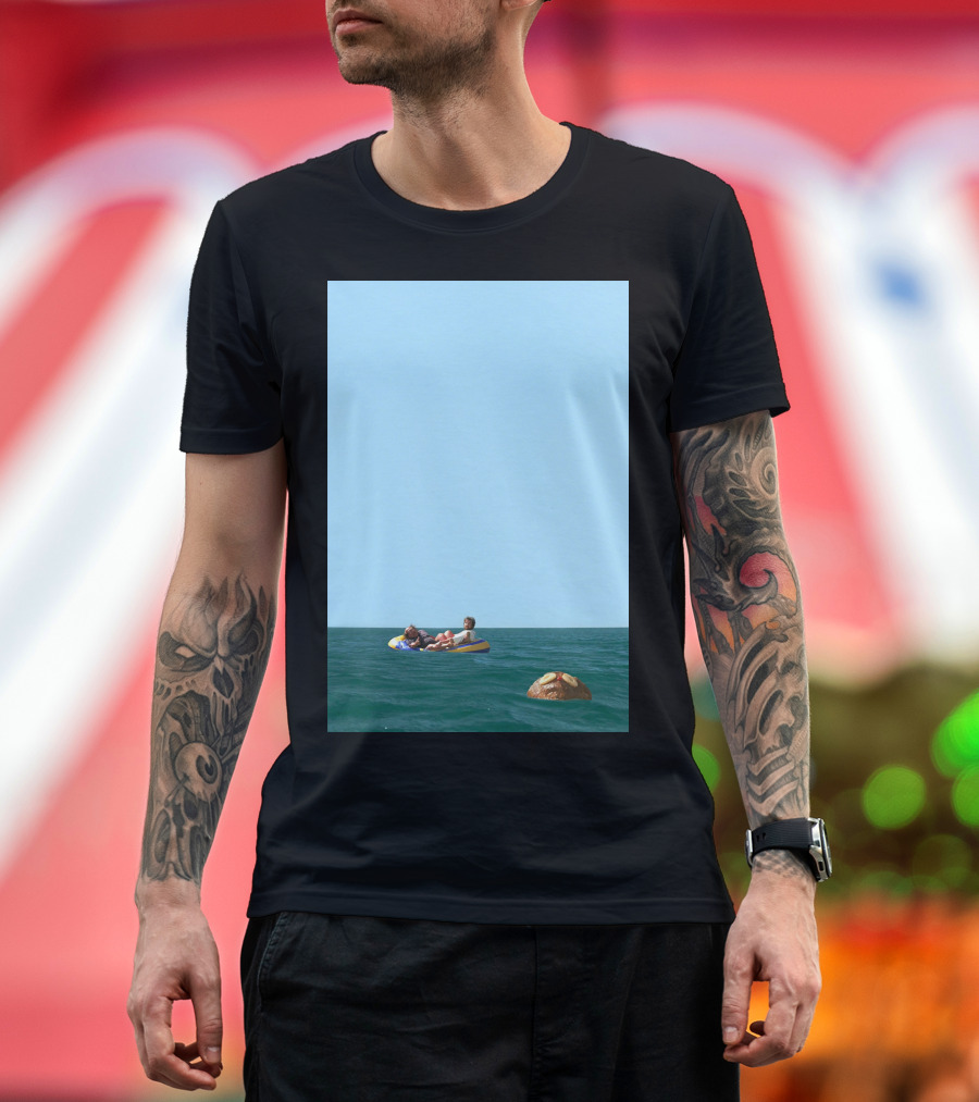 It's Always Sunny in Philadelphia Rafting Adventure Scene T-Shirt