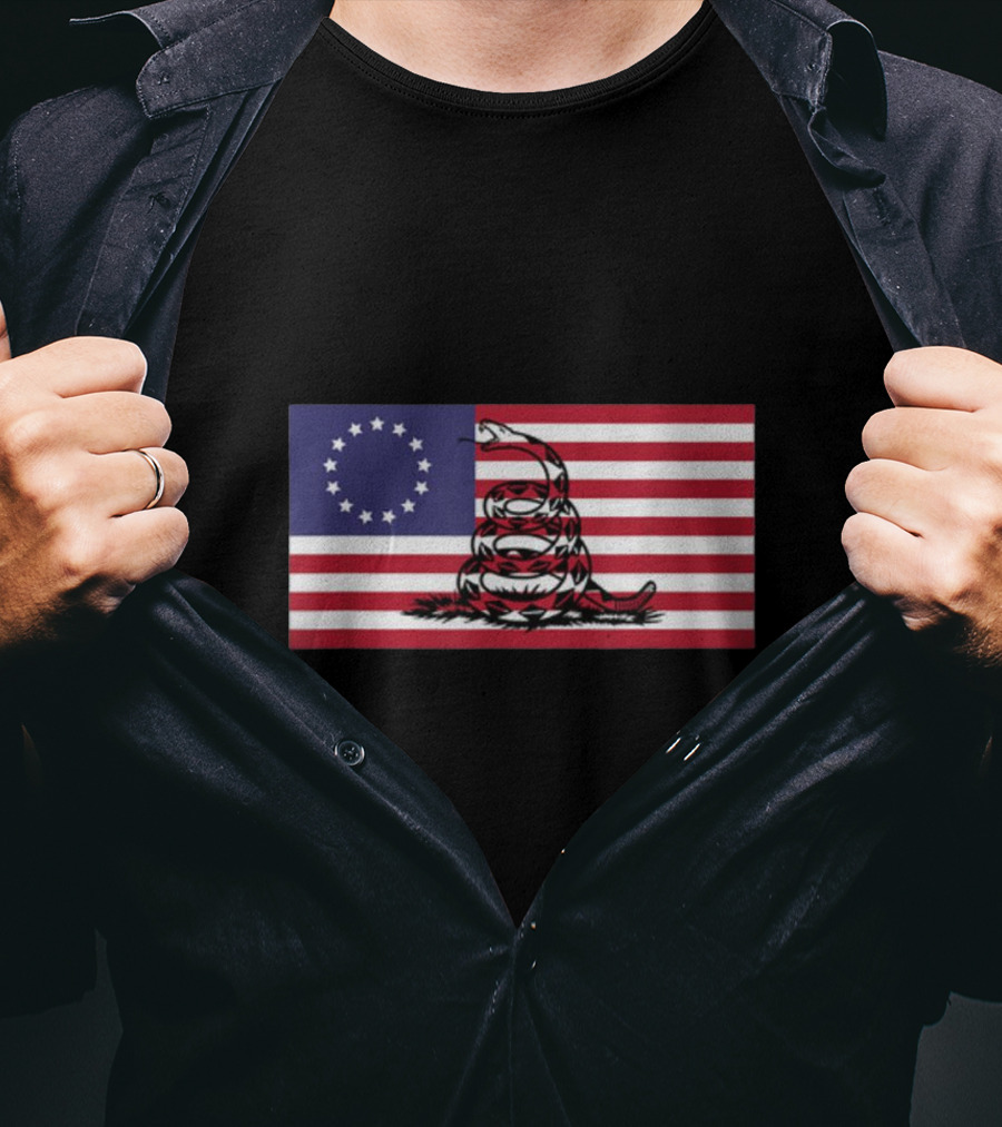 Betsy Ross Flag Combined With Gadsden Snake Icon 13 Star Colonial American Symbolism T-Shirt