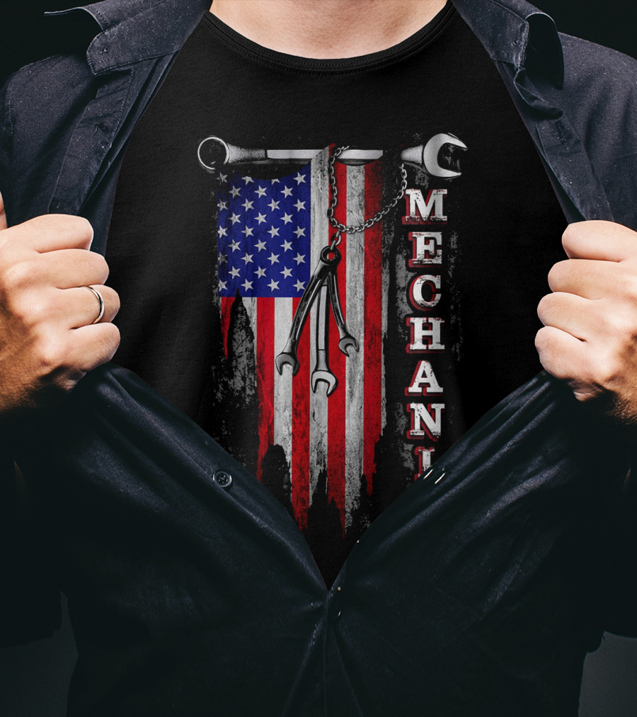 Mechanic American Flag Wrenches Chains USA T-Shirt