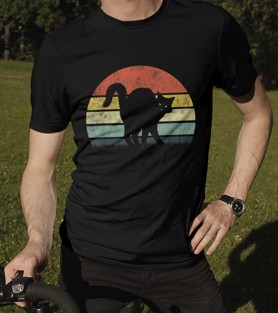 Vintage Retro Scary Black Cat Silhouette Sunset T-Shirt
