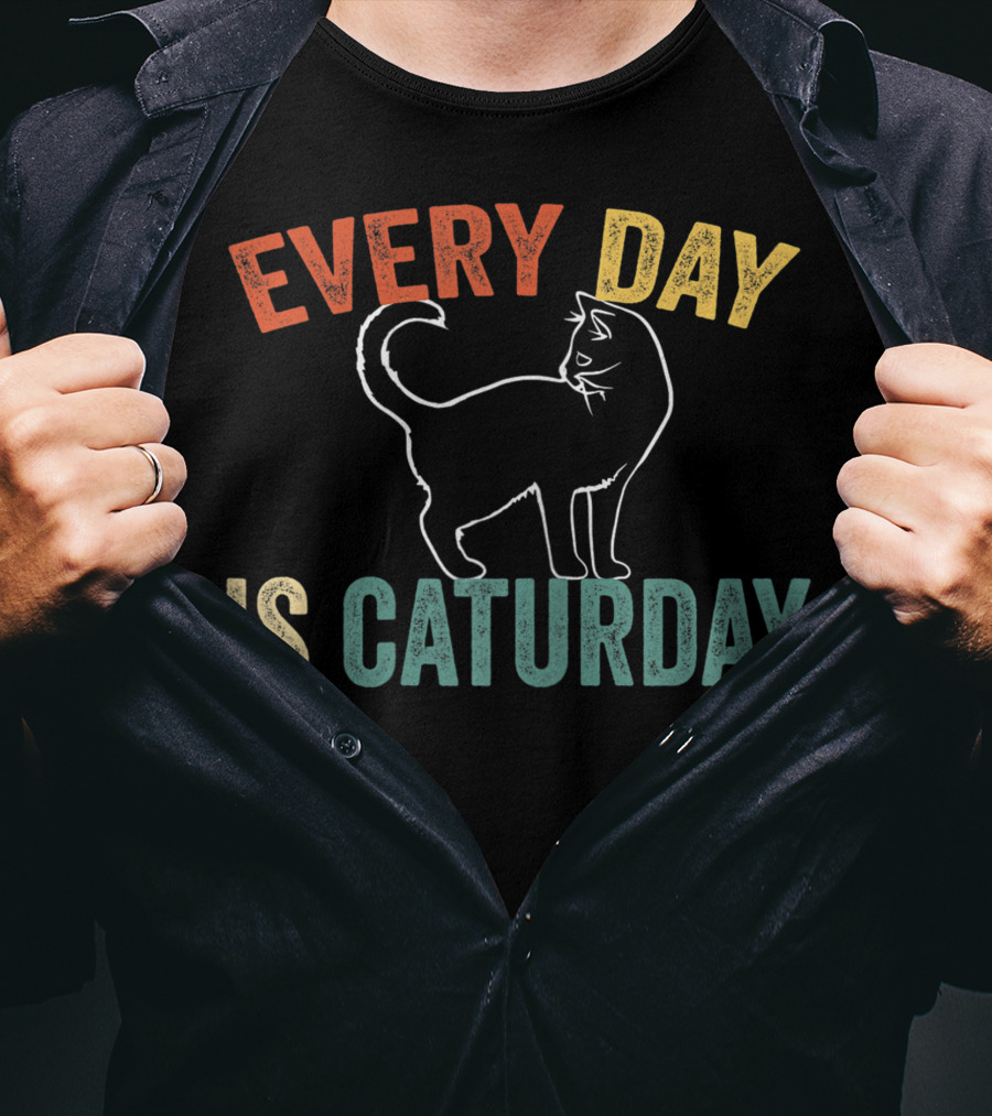 Every Day Is Caturday Cat Lover T-Shirt