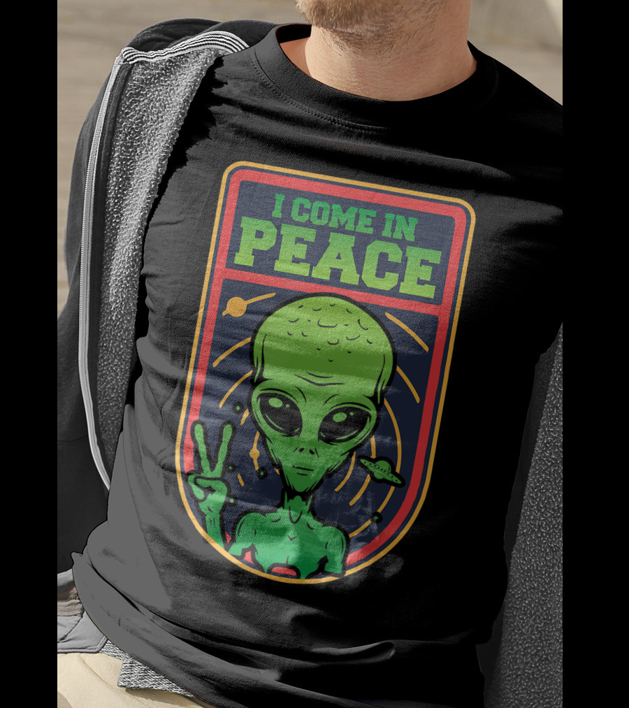 I Come In Peace Green Alien Face Head With UFO And Peace Sign T-Shirt