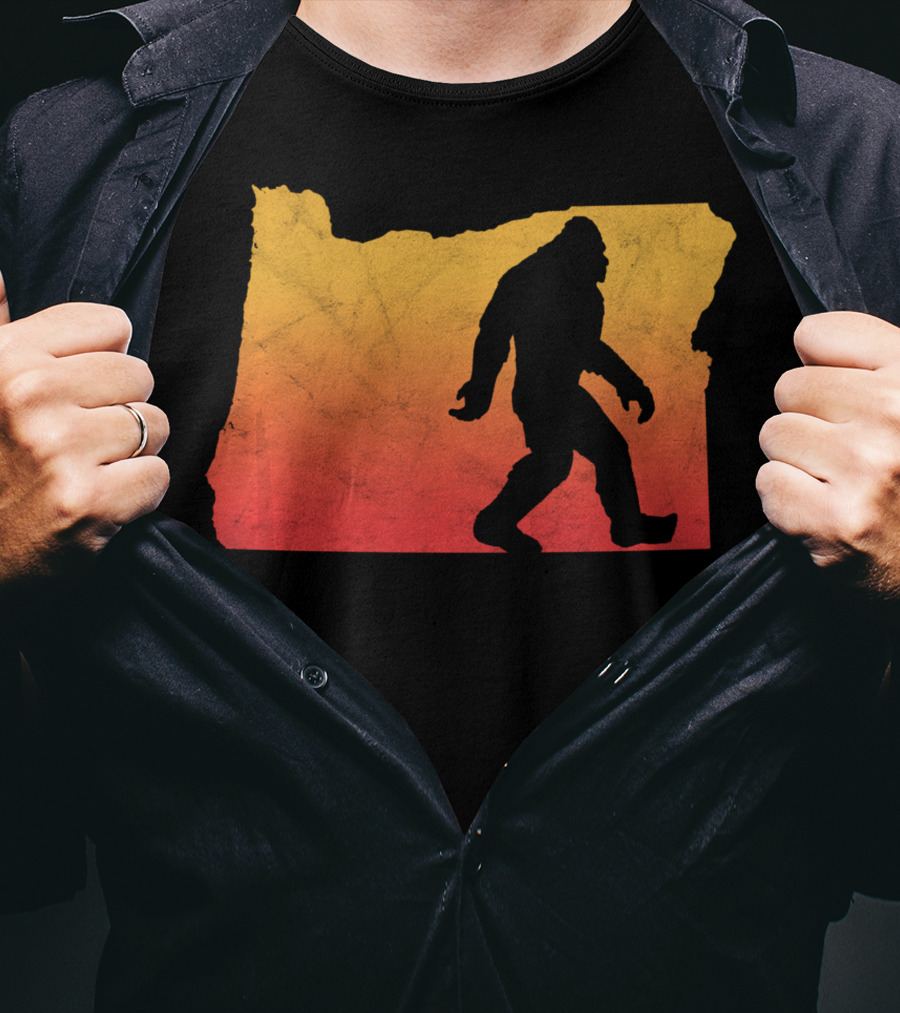 Retro Bigfoot Believer Vintage State Of Oregon Sunset T-Shirt