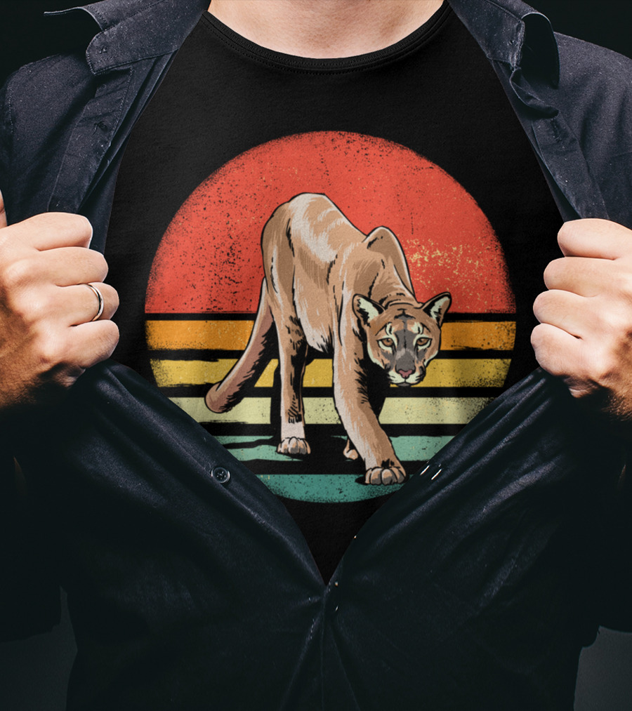 Retro Vintage Cougar Nature Wildlife Lover T-Shirt