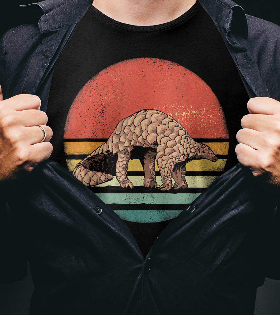 Retro Vintage Pangolin Nature Lover Sunset Stripes T-Shirt