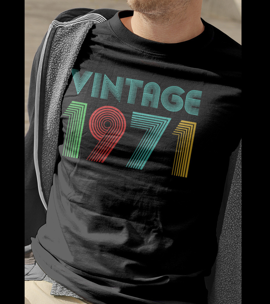 Vintage 1971 Retro Striped Typography T-Shirt
