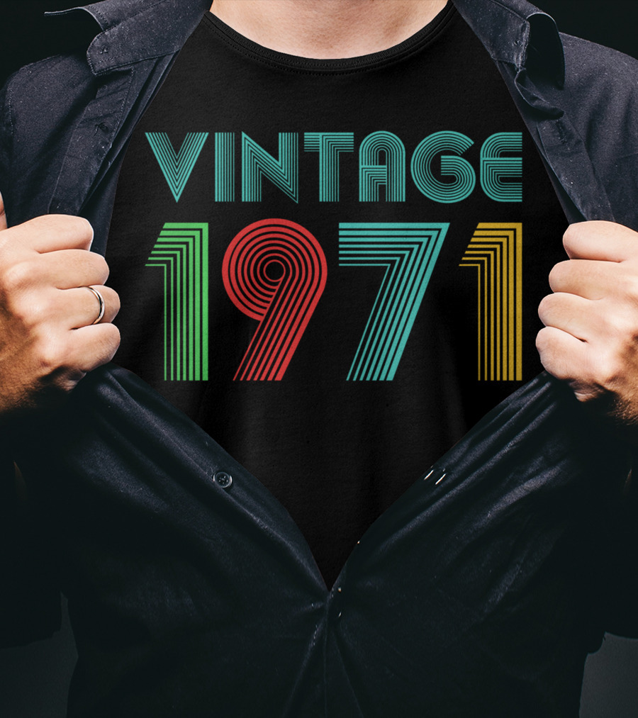 Vintage 1971 Retro Striped Typography T-Shirt