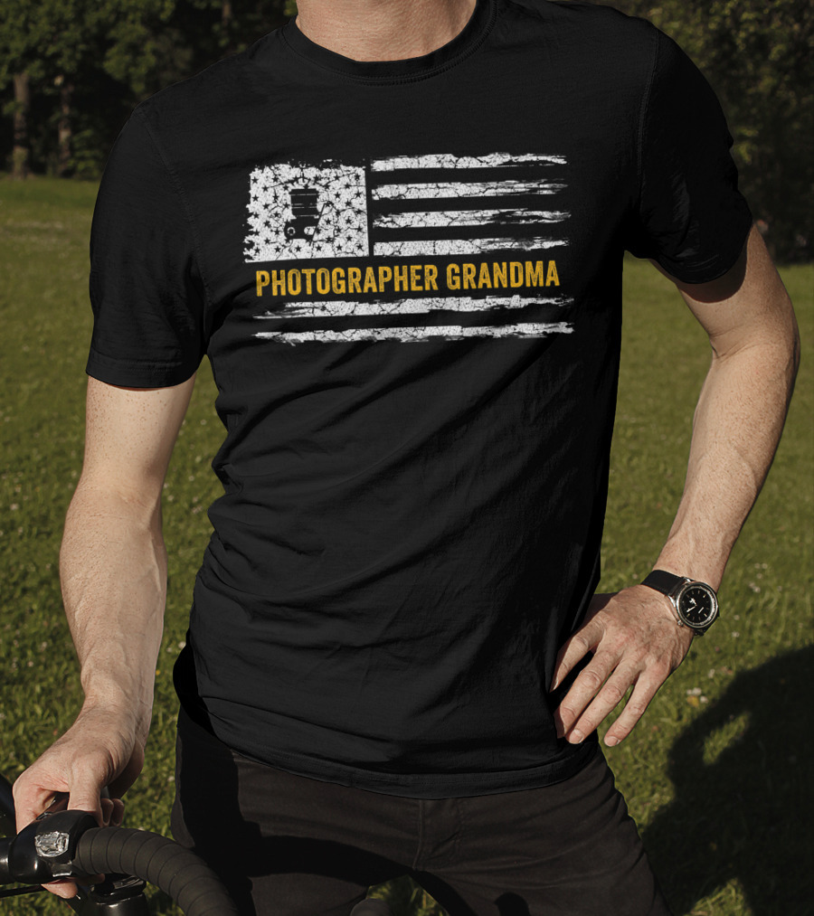Photographer Grandma Vintage USA Flag Photography T-Shirt