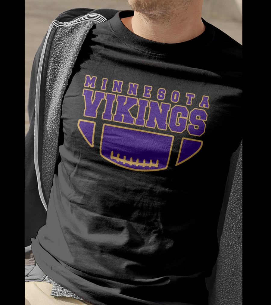 Minnesota Vikings Football Helmet Emblem T-Shirt