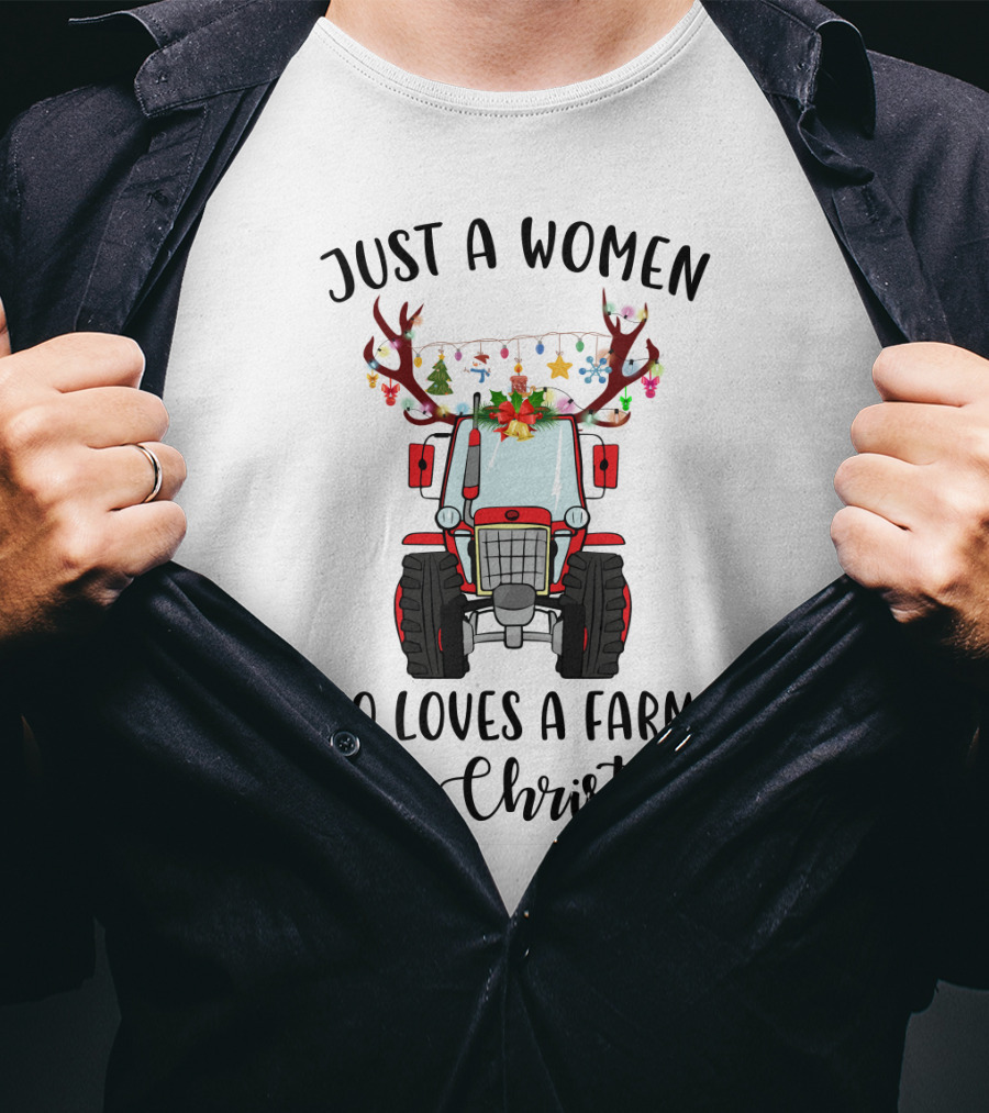 Loving Women Farmers With Christmas Spirit Tractor T-Shirt