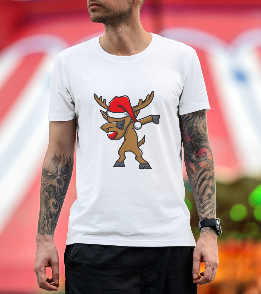 Funny Dabbing Reindeer with Santa Hat Christmas Costume T-Shirt