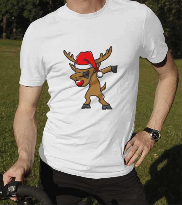 Funny Dabbing Reindeer With Santa Hat Christmas Costume T-Shirt