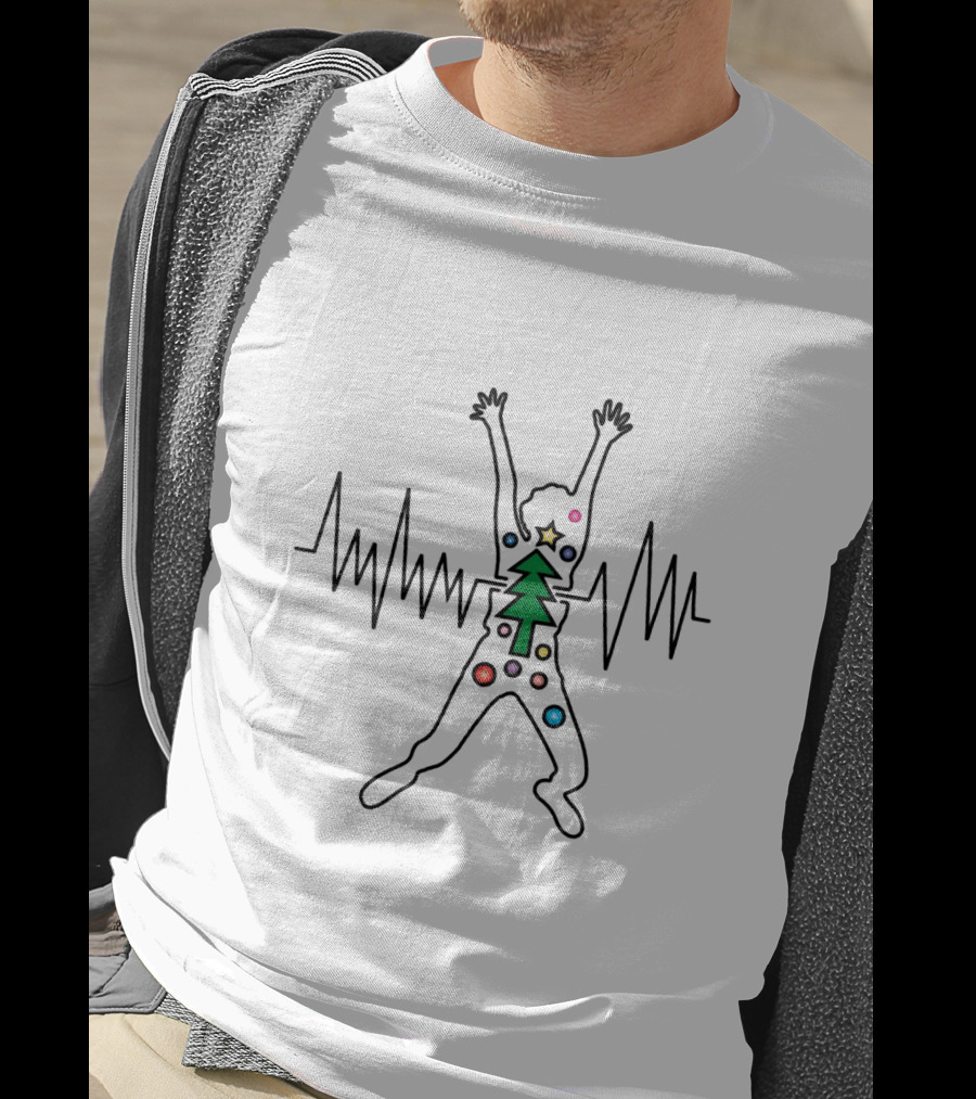 Happy Christmas Beat With Vibrant Tree Silhouette And Festive Sound Wave T-Shirt