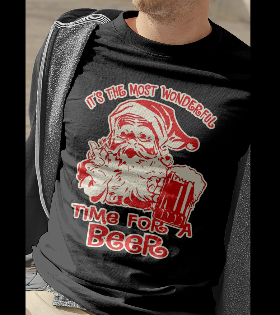 It's The Most Wonderful Time For A Beer Santa Holding Mug T-Shirt