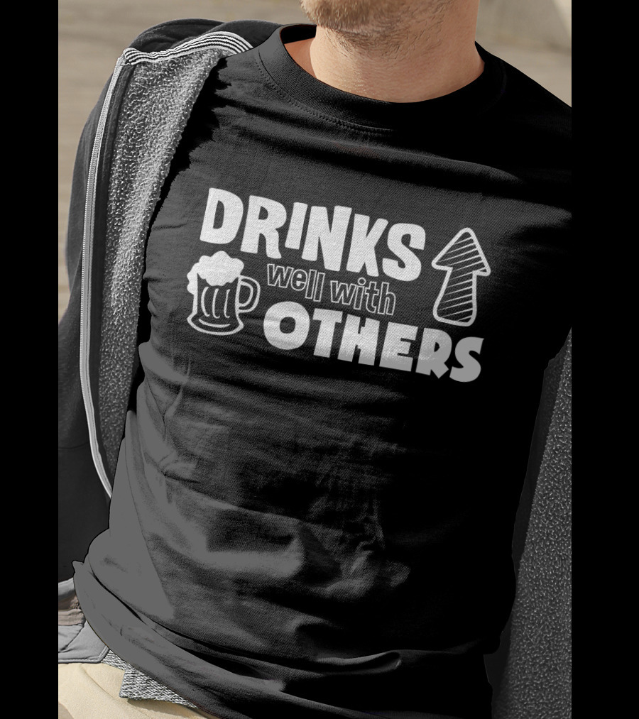Drinks Well With Others Beer Mug Arrow T-Shirt