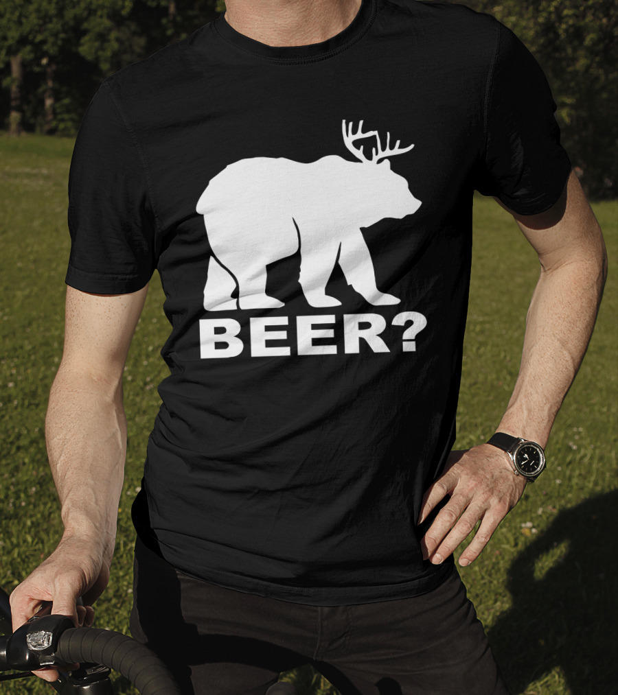 BEER Funny Drinking Party Bear With Antlers Optical Illusion T-Shirt