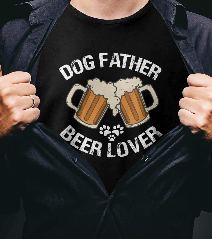 Dog Father Beer Lover Cheers With Paw Print Beer Mugs T-Shirt