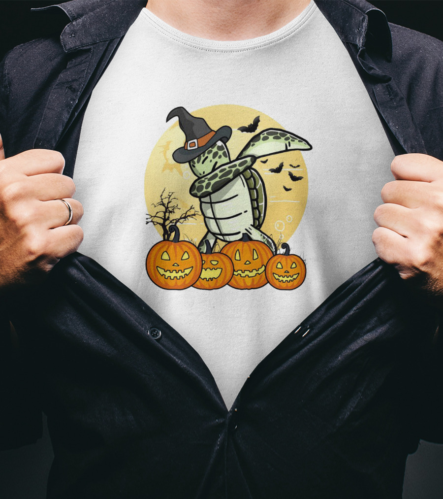 Turtle Dabbing With Witch Hat And Pumpkins Halloween Dab Dance T-Shirt