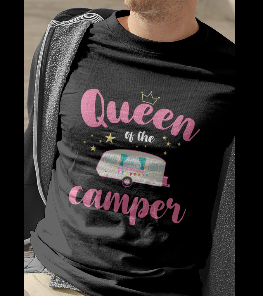 Queen Of The Camper With Crown And Star Accented Vintage Caravan T-Shirt