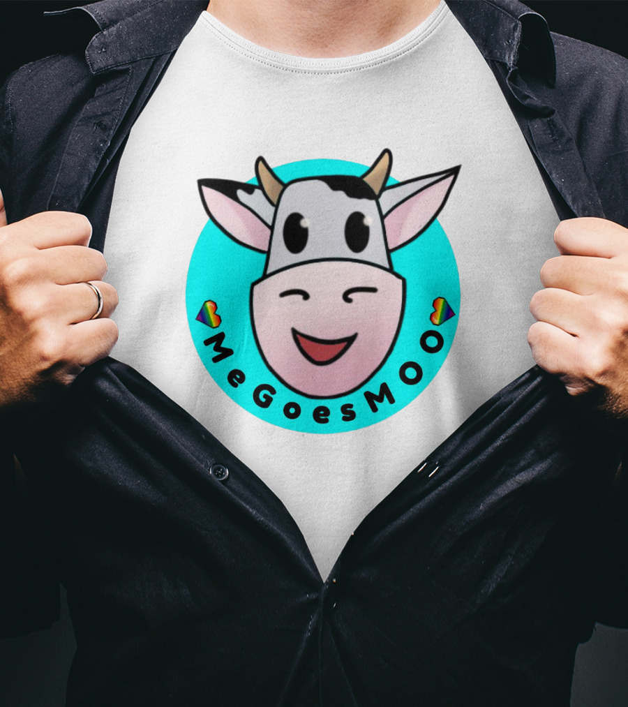 MeGoesMOO Cute Cow Face With Rainbow Hearts T-Shirt