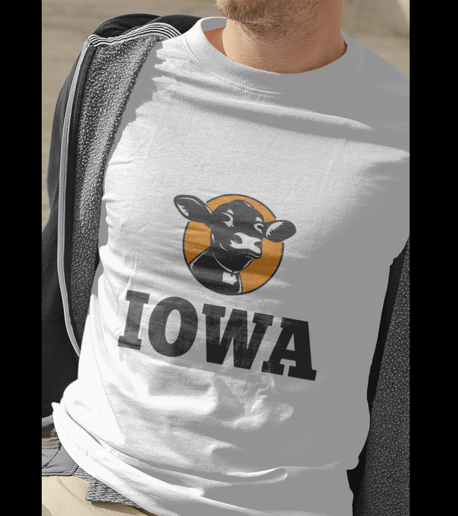 Iowa Love Cow In Black And Orange Circle T-Shirt