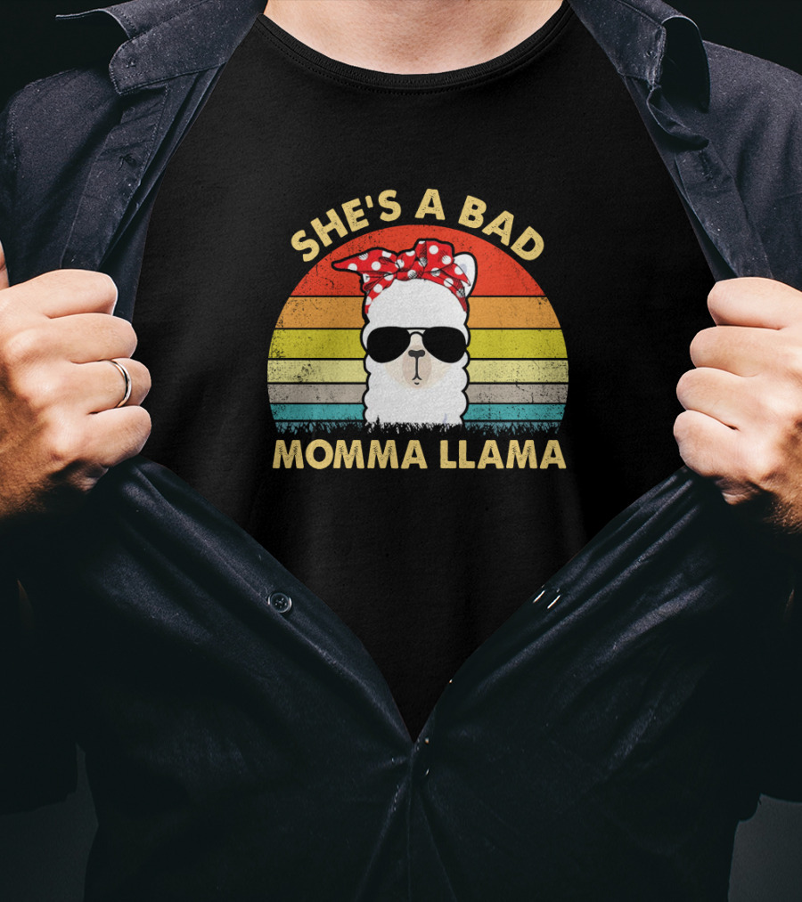 She's A Bad Momma Llama Retro Vintage Sunglasses Bandana T-Shirt