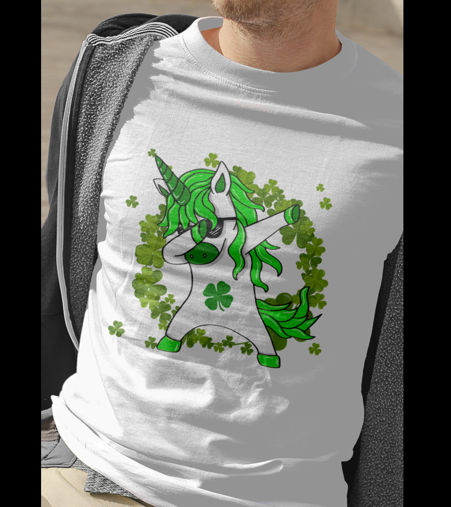 St. Patrick's Day Clover Unicorn Dabbing With Shamrock Mane Surrounded By Green Clovers T-Shirt