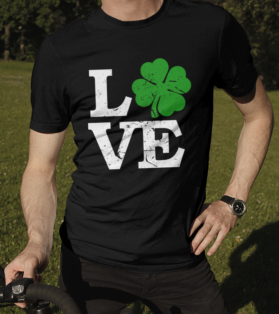 St. Patrick's Day Love With Shamrock T-Shirt