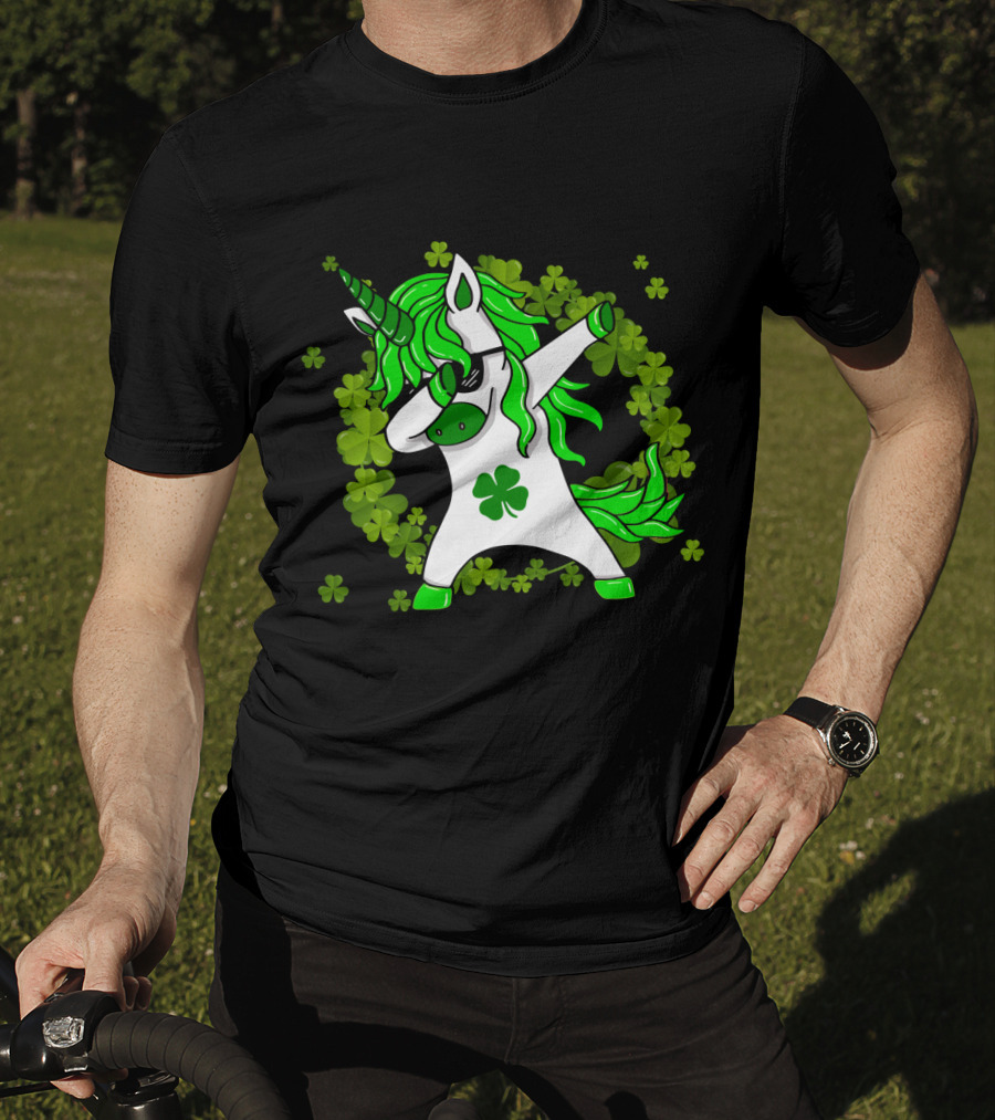 St Patricks Day Shamrock Unicorn Dabbing T-Shirt