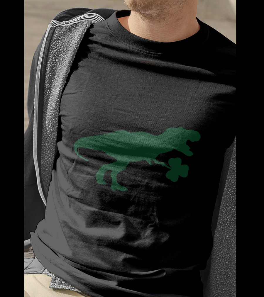 Dinosaurs Holding Shamrock For St Patrick's Day T-Shirt