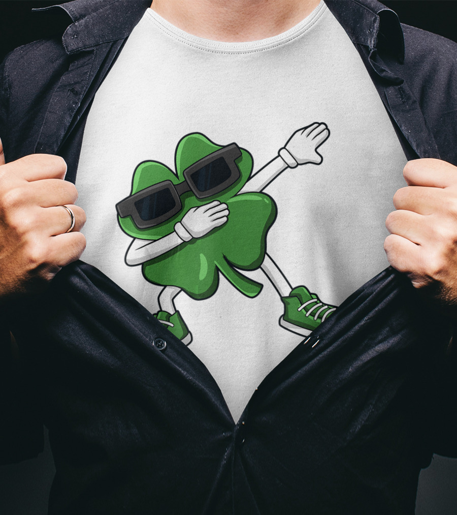 Dabbing Shamrock St Patrick's Day Funny Dab Dabbin' Clover Wearing Sunglasses T-Shirt