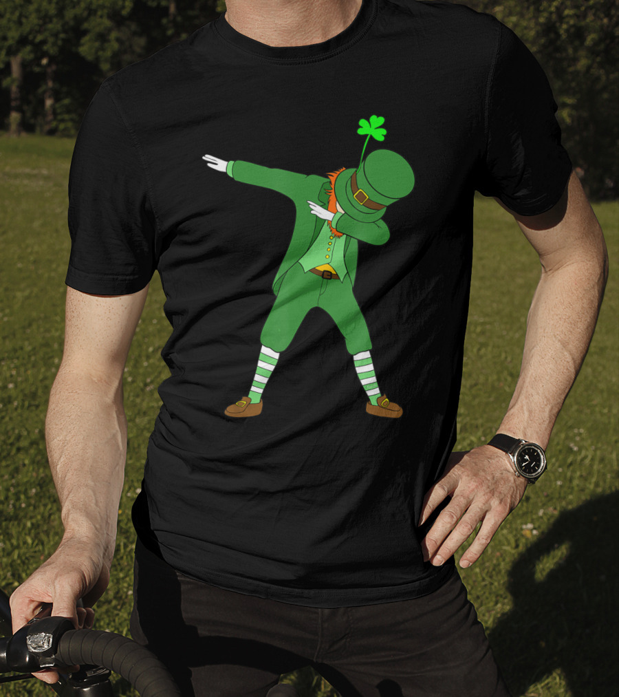 Dabbing Leprechaun St Patricks Day Boys Dab Shamrock Hat T-Shirt