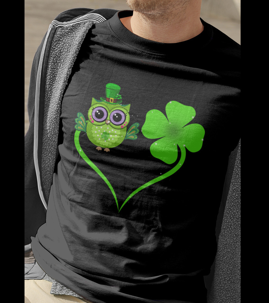 Owl Lover Clover Shamrocks Love Luck T-Shirt