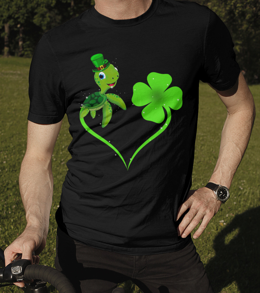 Turtles Green Clover Shamrocks Love T-Shirt