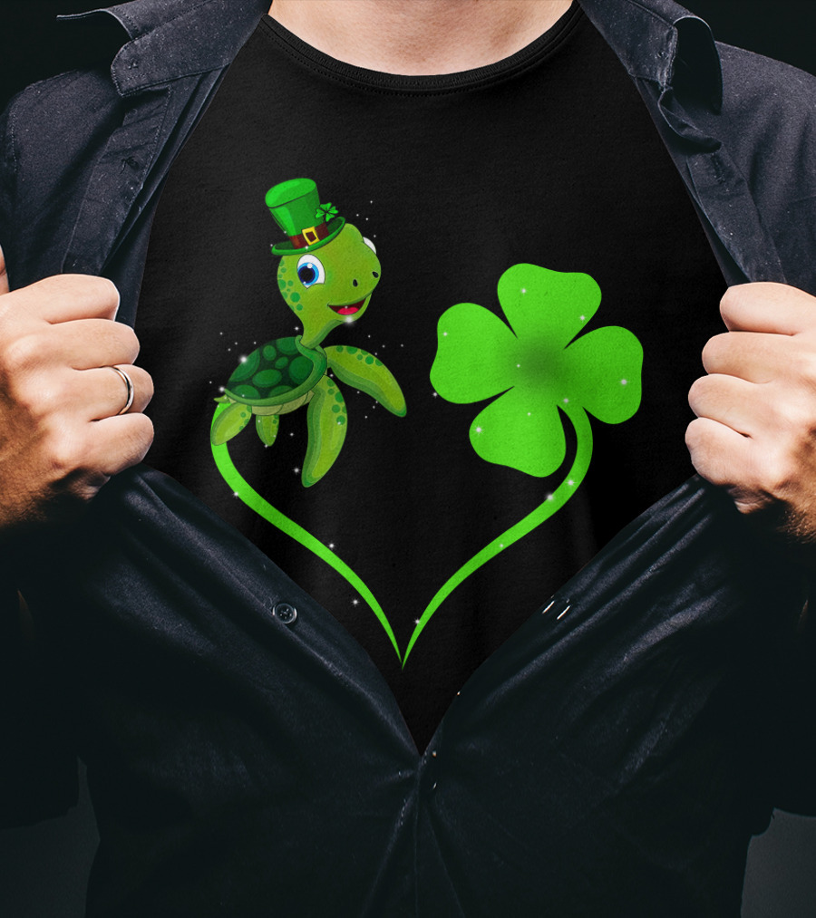 Turtles Green Clover Shamrocks Love T-Shirt