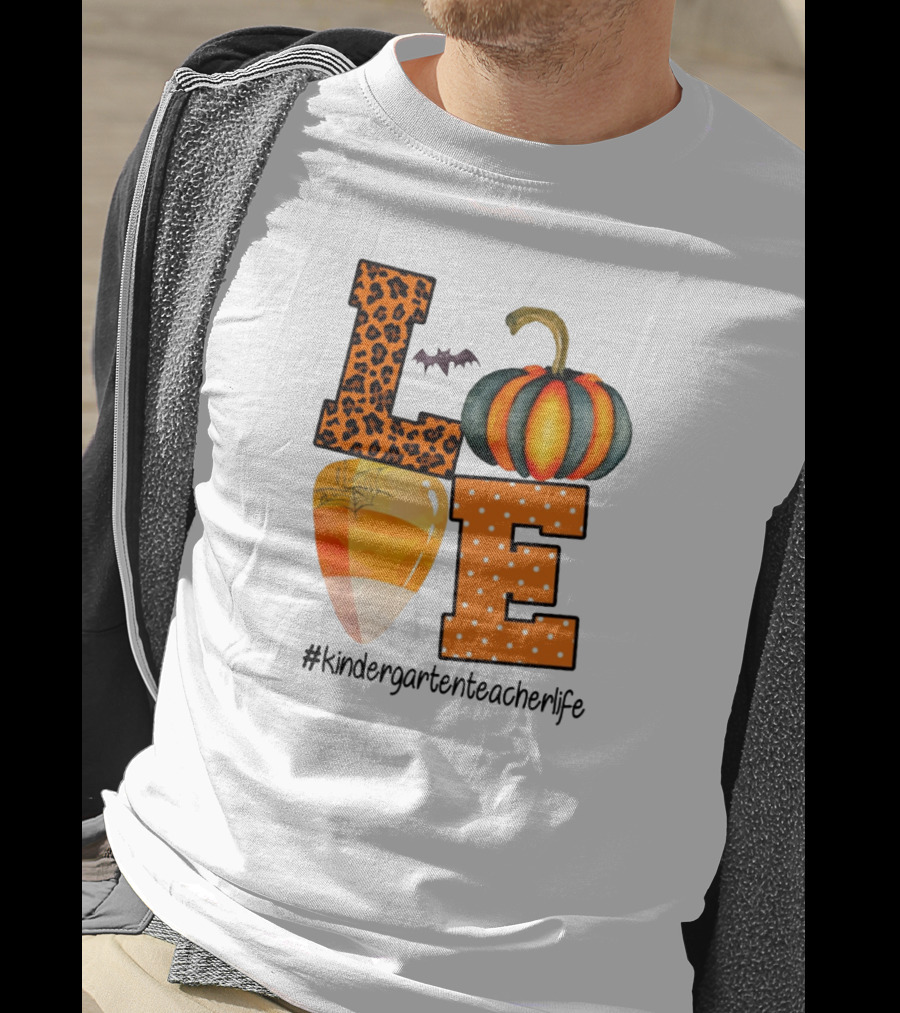 Love Kindergarten Teacher Life Halloween Pumpkin Candy Corn Leopard Print T-Shirt