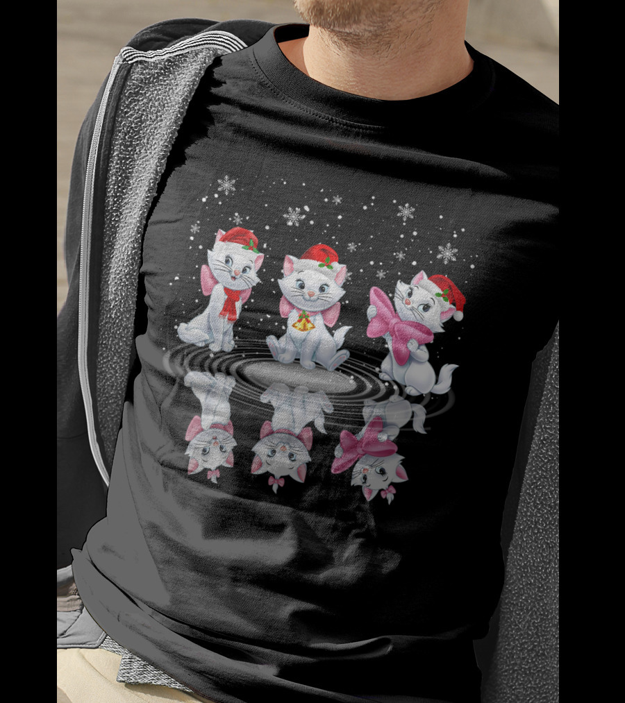 Marie Aristocats Christmas Kittens With Santa Hats And Bows T-Shirt