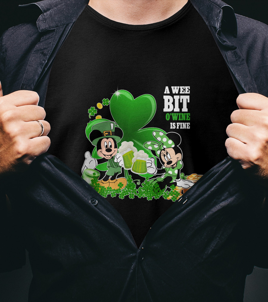 Mickey And Minnie A Wee Bit O'Wine Is Fine Patrick's Day T-Shirt