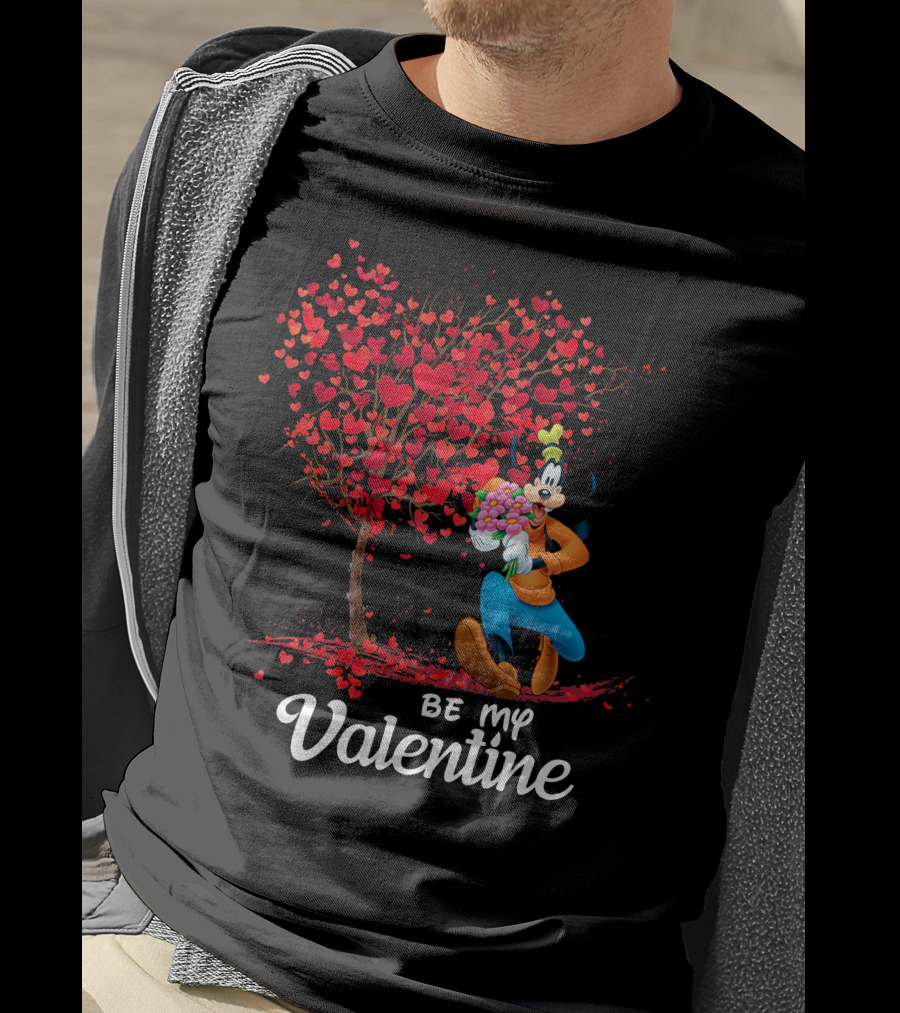 Goofy Be My Valentine Heart Tree T-Shirt