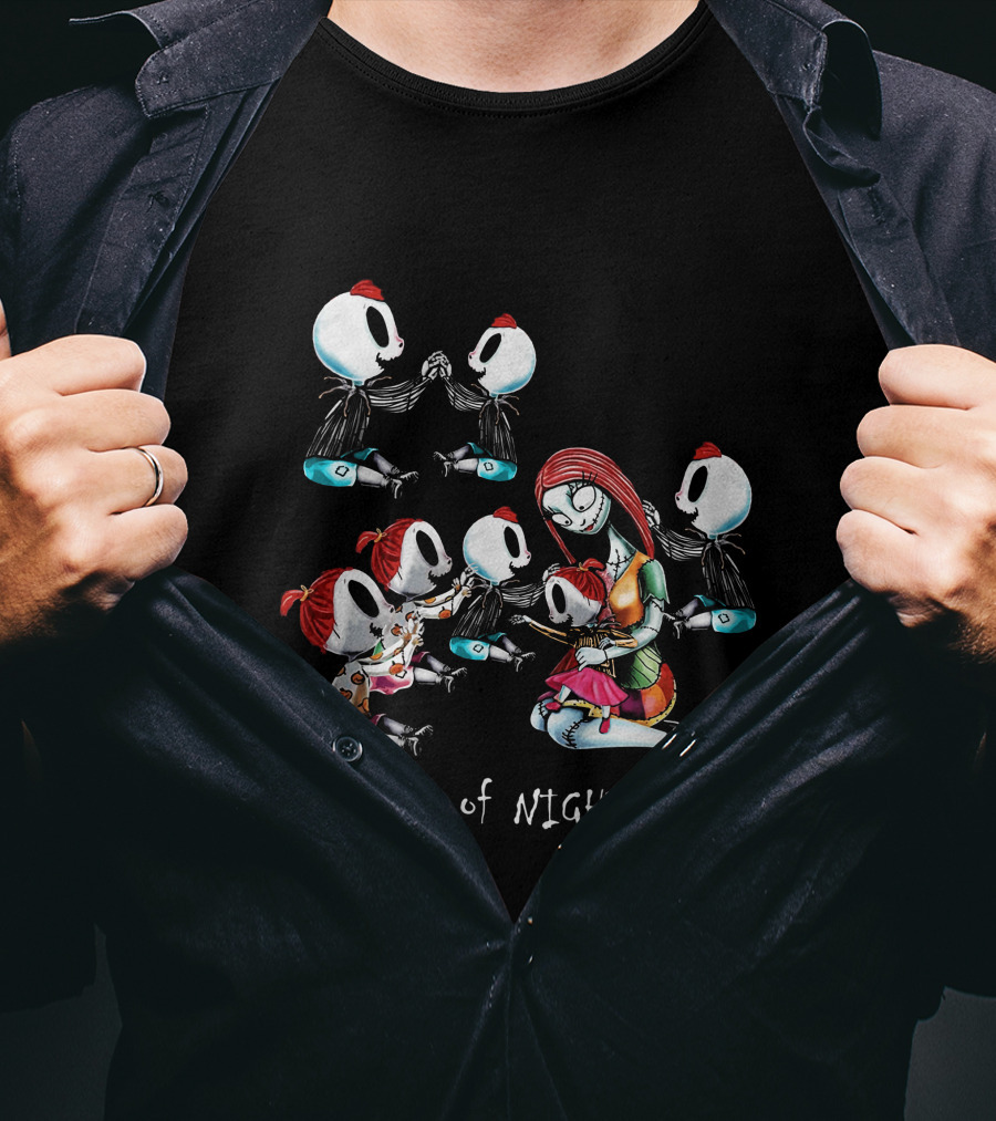 Mother Of Nightmares 4 Boys 3 Girls Halloween Themed Family Scene T-Shirt