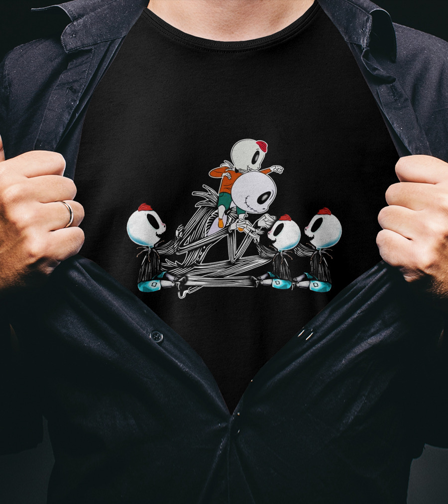 Jack And 4 Boys Parody Featuring Ducklings And Skulls T-Shirt