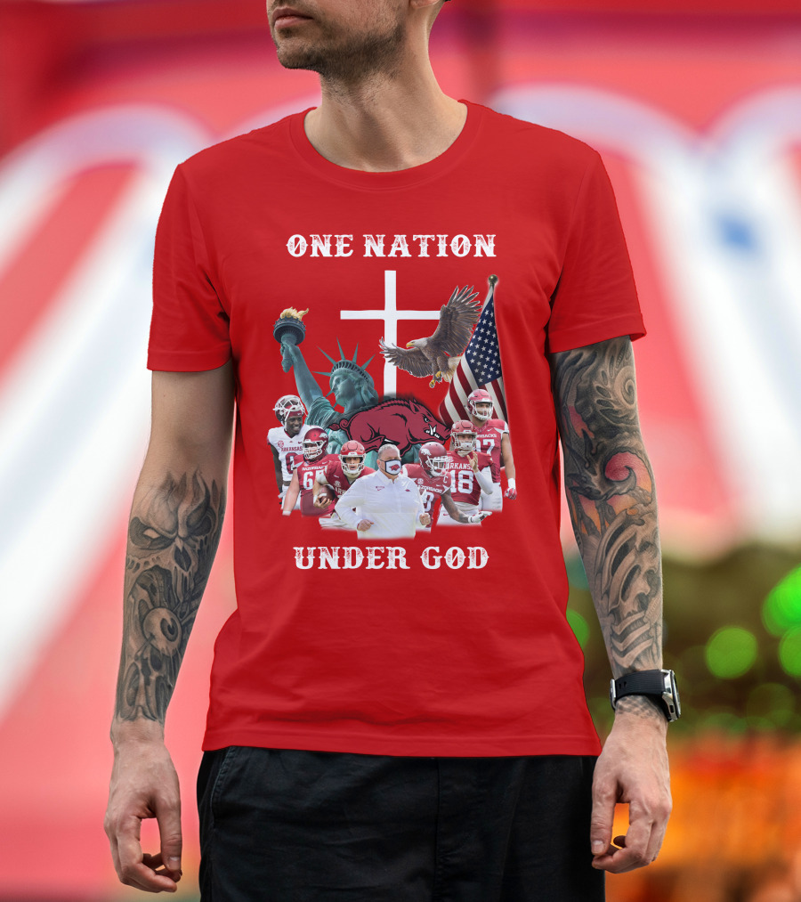 ONE NATION UNDER GOD Arkansas Razorbacks Football Liberty Statue Eagle Flag T-Shirt