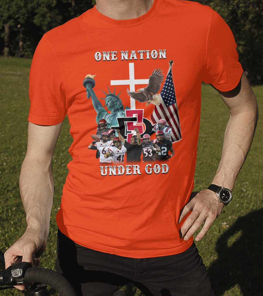 SDSA One Nation Under God Coach Statue Liberty Flag Eagle Football T-Shirt