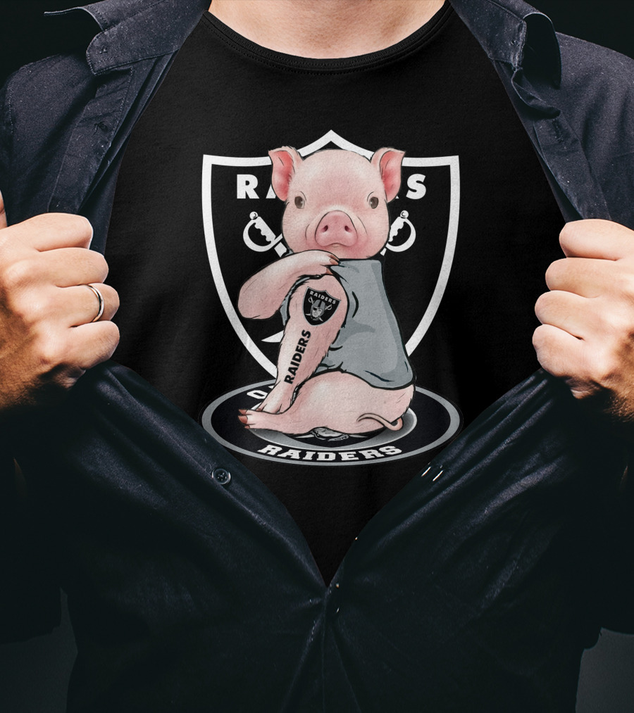 Pig Raiders Tattoo Shield T-Shirt