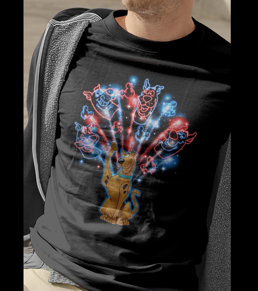Scooby-Doo Fireworks Celebration Display With Colorful Firework Outlines T-Shirt